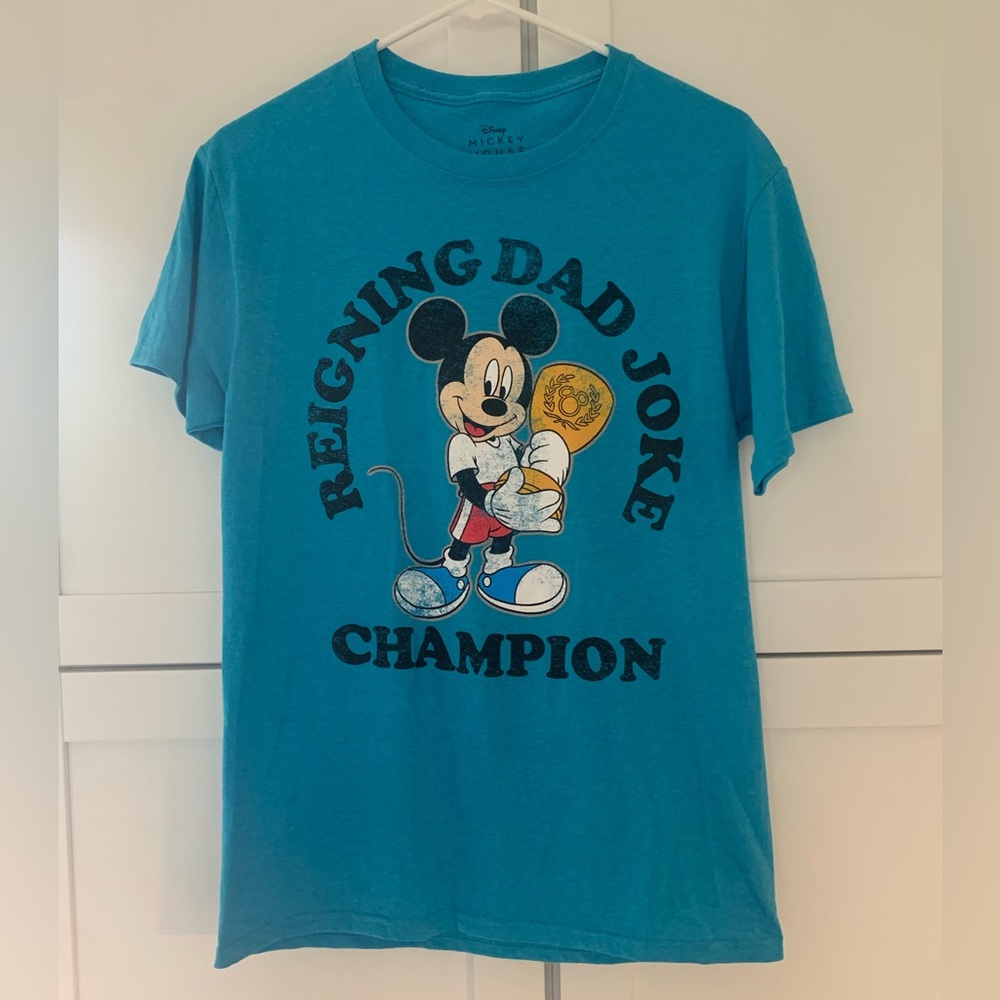 Mickey Mouse Dad Joke Shirt sz S (34/36)